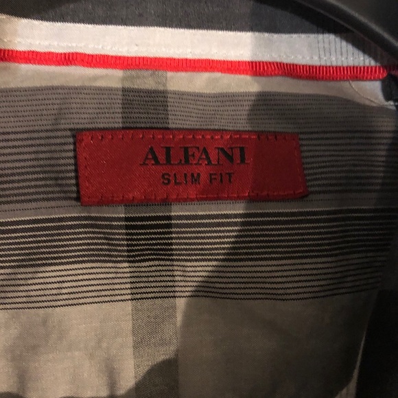 Men’s Alfani Button Down Shirt - Picture 2 of 2